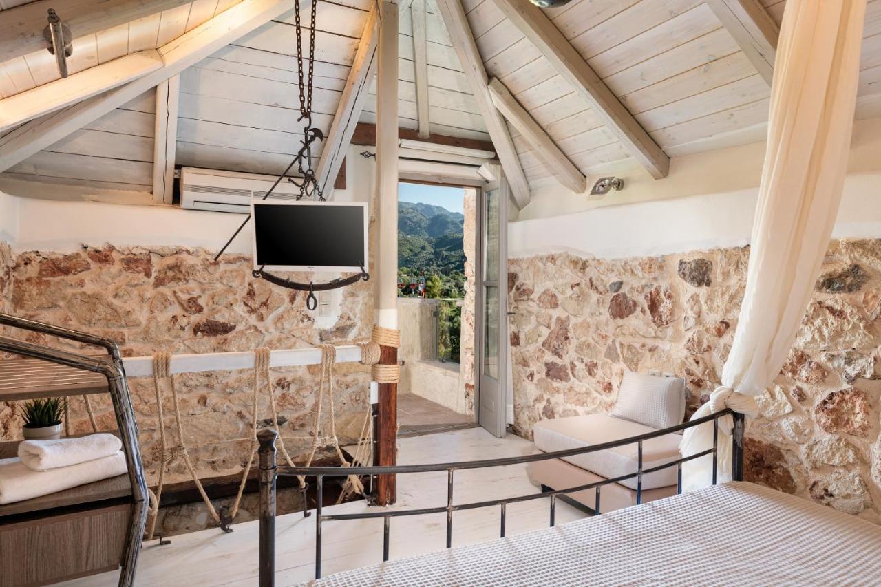 Verekinthos Villas - Pool, Hot Tub, Bbq, Kids Playground, Stunning Mountain Views Γερόλακκος Εξωτερικό φωτογραφία