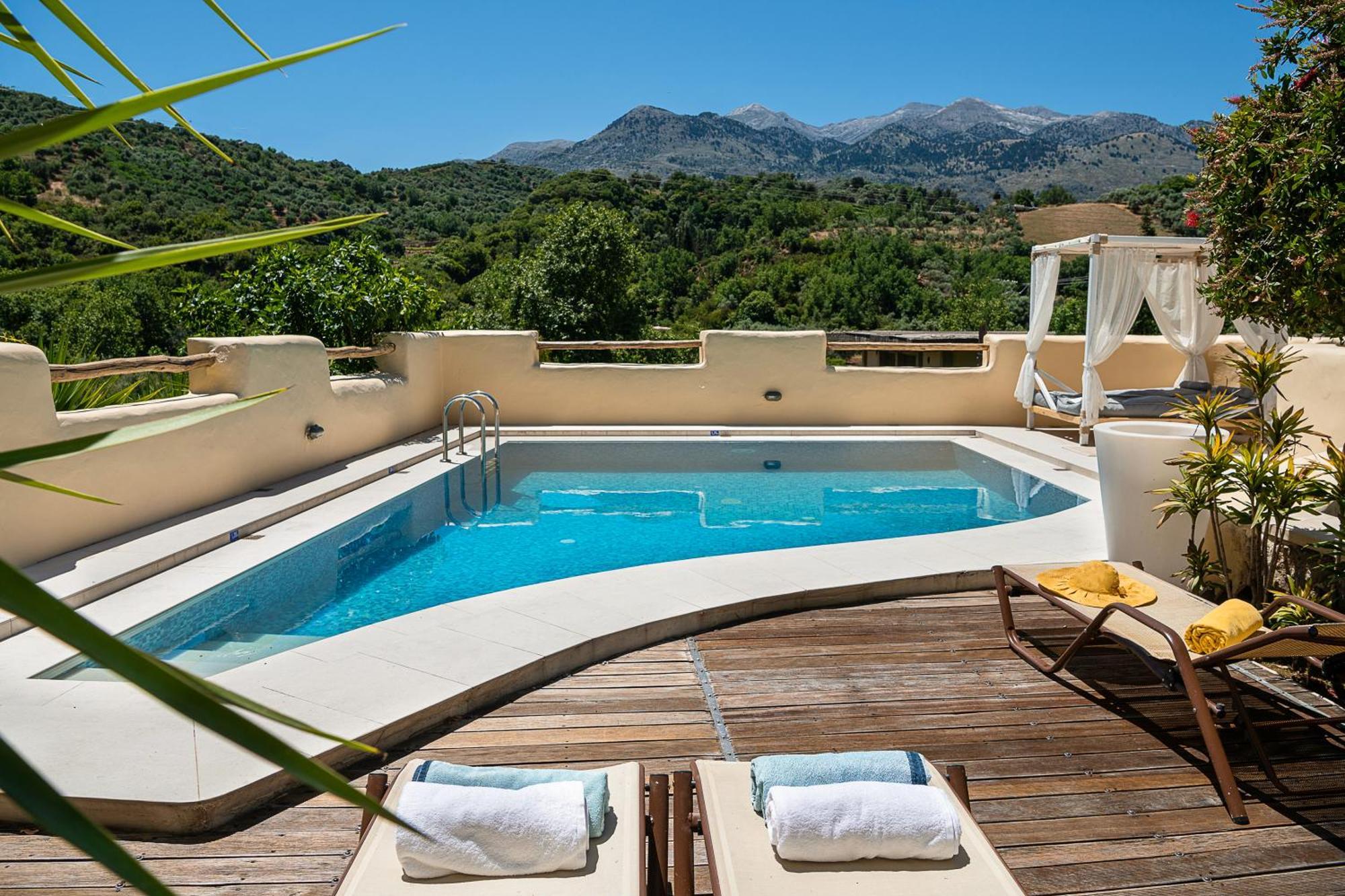 Verekinthos Villas - Pool, Hot Tub, Bbq, Kids Playground, Stunning Mountain Views Γερόλακκος Εξωτερικό φωτογραφία